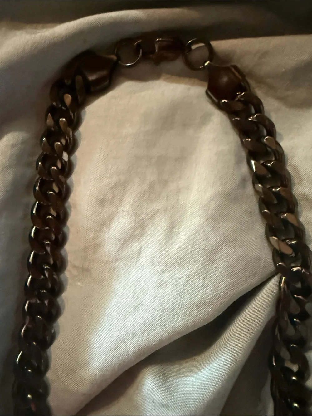 Men's Black Chain Necklace - Sleek Grooming Accessory